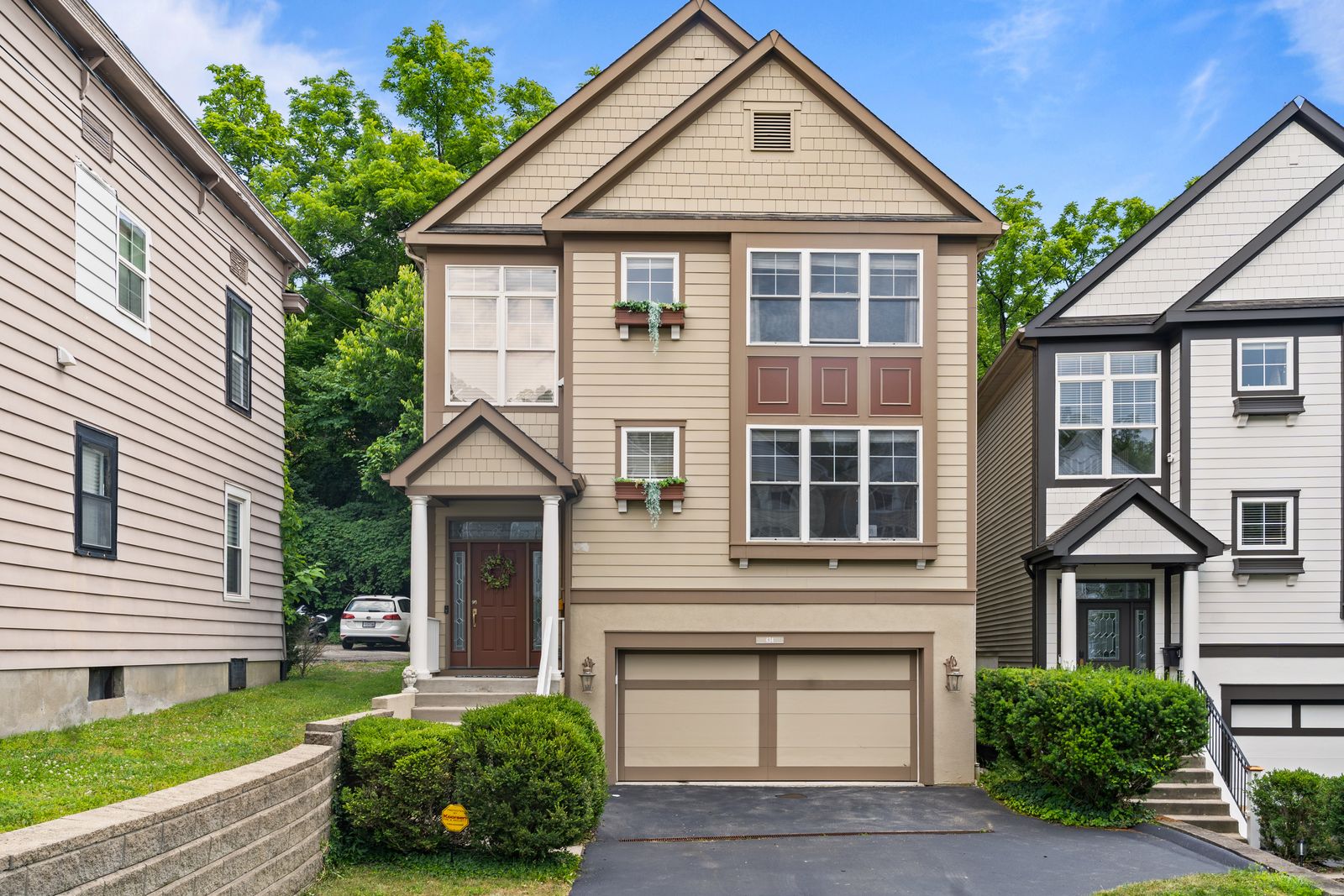 Homes and streets in Mt. Lebanon